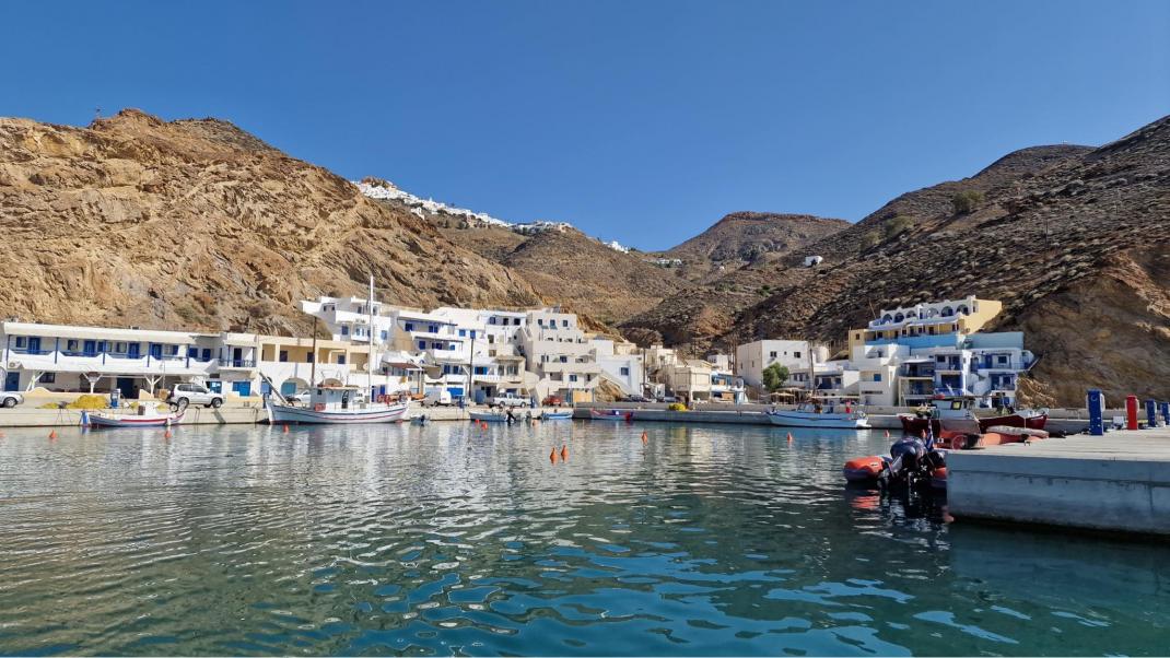 Ανάφη: Το υπέροχο νησί για ήρεμες διακοπές, που κατέχει μία ξεχωριστή πρωτιά σε όλη τη Μεσόγειο