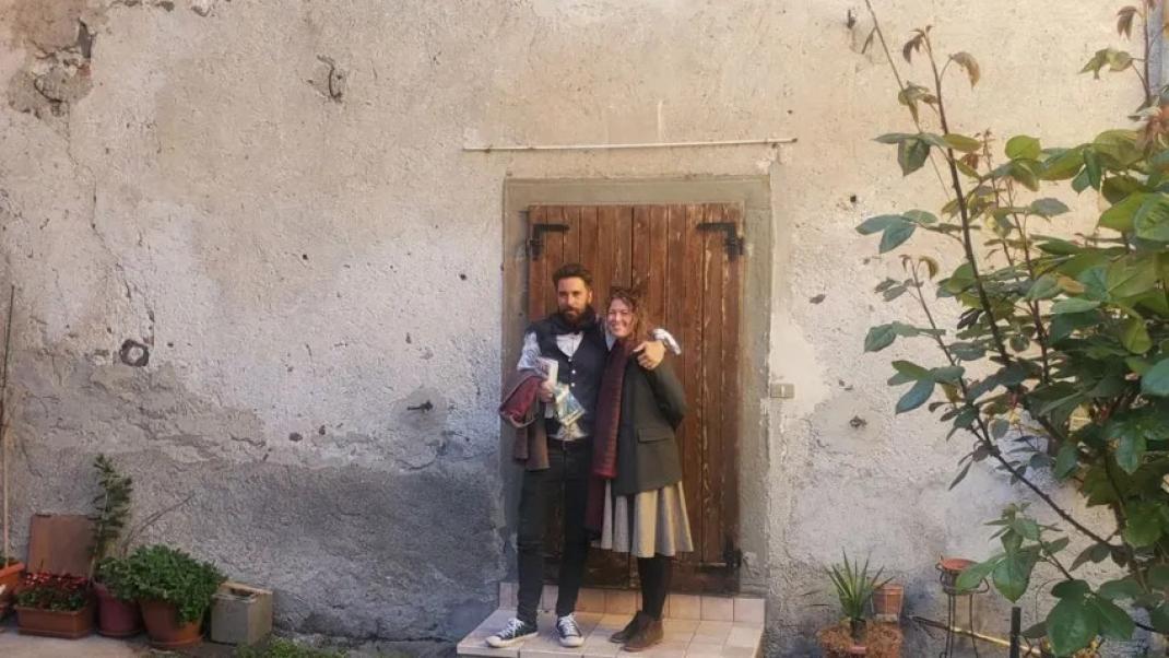 To ζευγάρι Αμερικανών στο νέο του σπίτι στην Ιταλία/Φωτογραφία: Instagra/Kristina Knighten