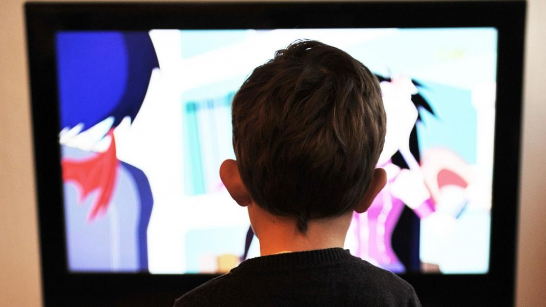 Παιδί και τηλεόραση, Φωτογραφία: Pixabay/mojzagrebinfo  