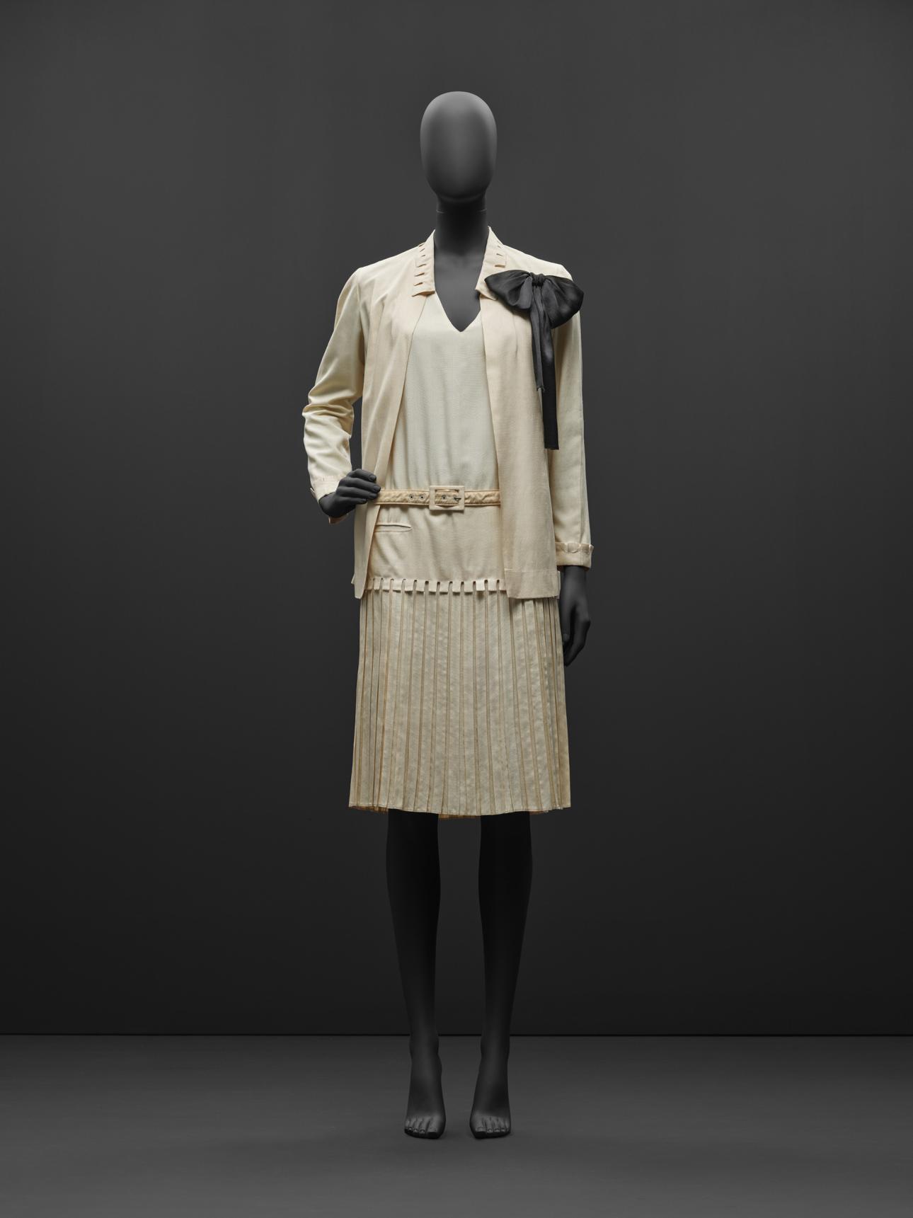 Gabrielle Chanel, Dress and jacket Suit Spring/Summer 1926 Patrimoine de CHANEL, Paris © CHANEL / Photo: Nicholas Alan Cope