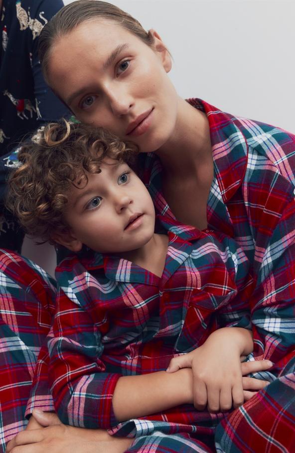 Τα Marks &amp; Spencer παρουσιάζουν τη γιορτινή Sleepwear συλλογή