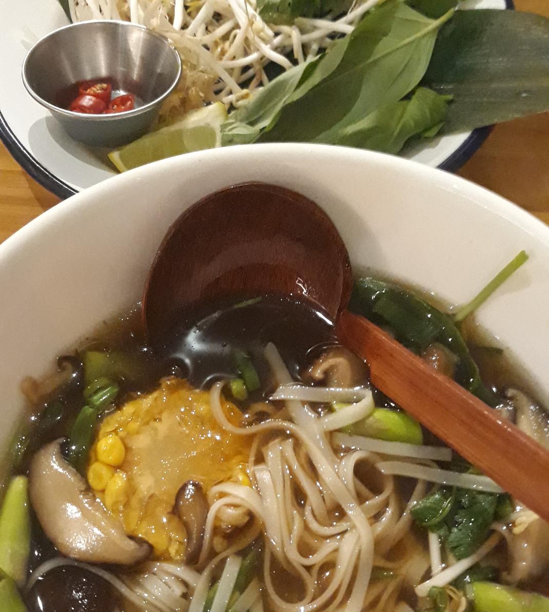  Veggie Pho / Φωτογραφία: Μάγδα Γεωργιάδου  