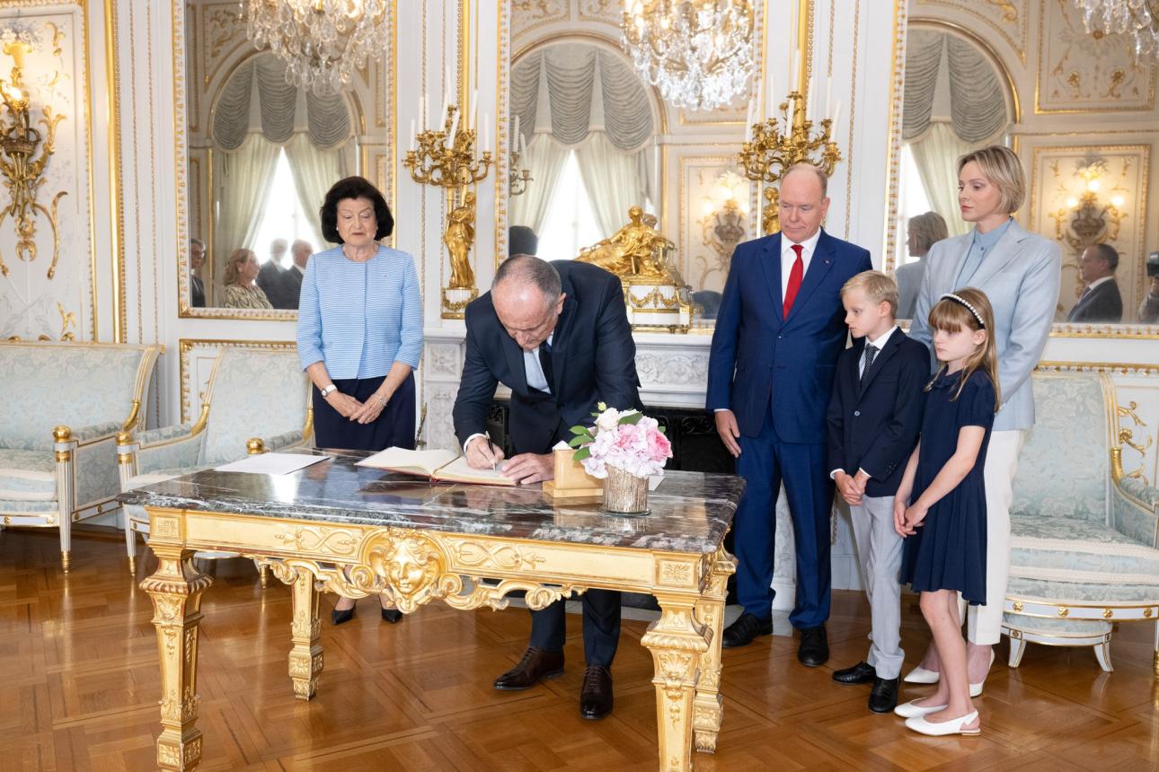 Palais Princier de Monaco - Prince's Palace of Monaco