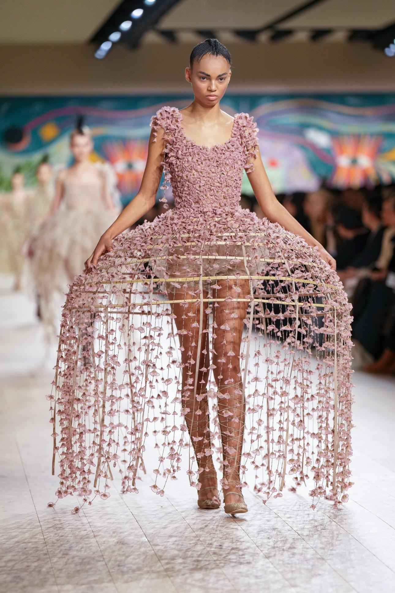 Dior S/S 2025 Couture collection/ AP Images