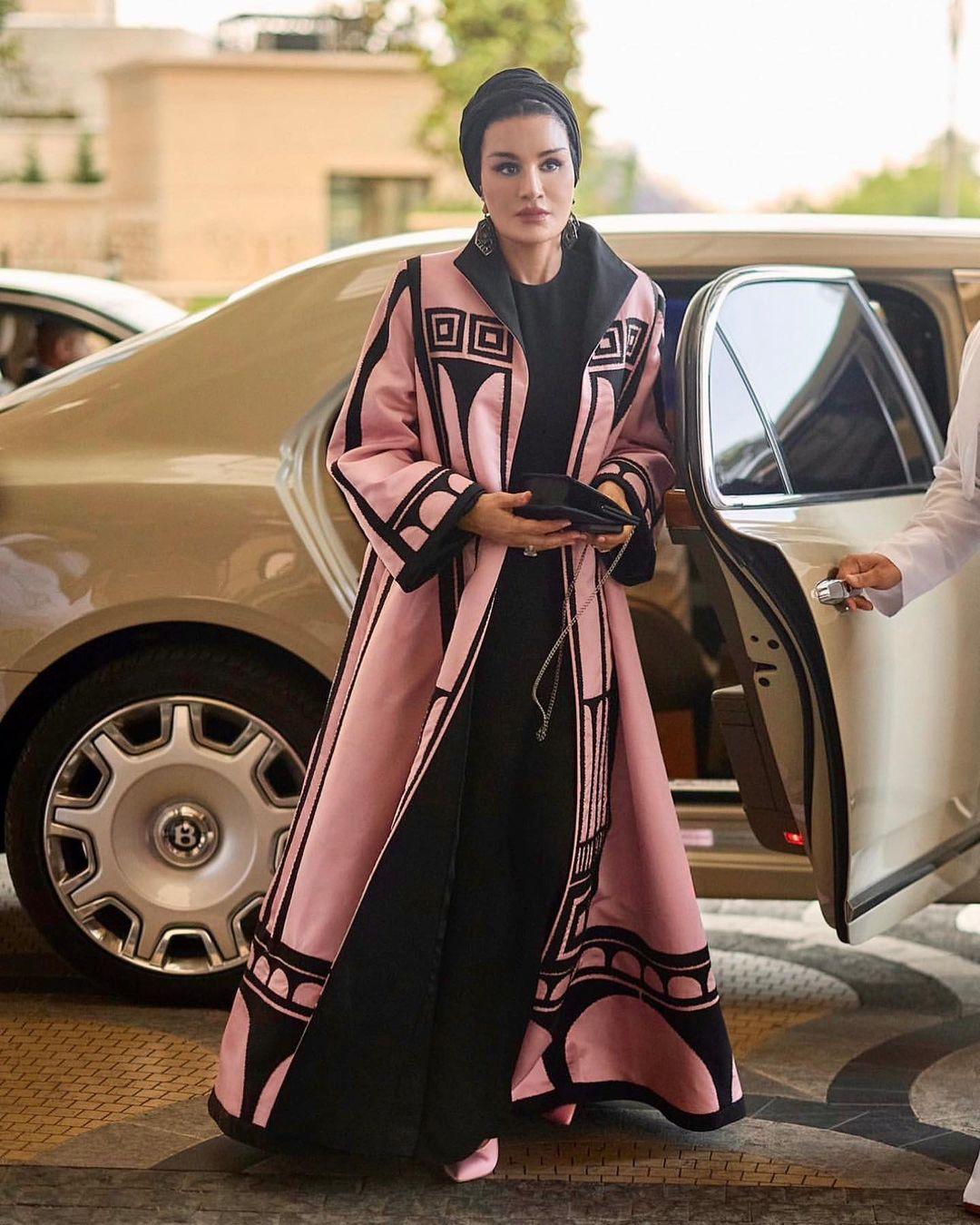 Instagram Sheikha Moza Fashion