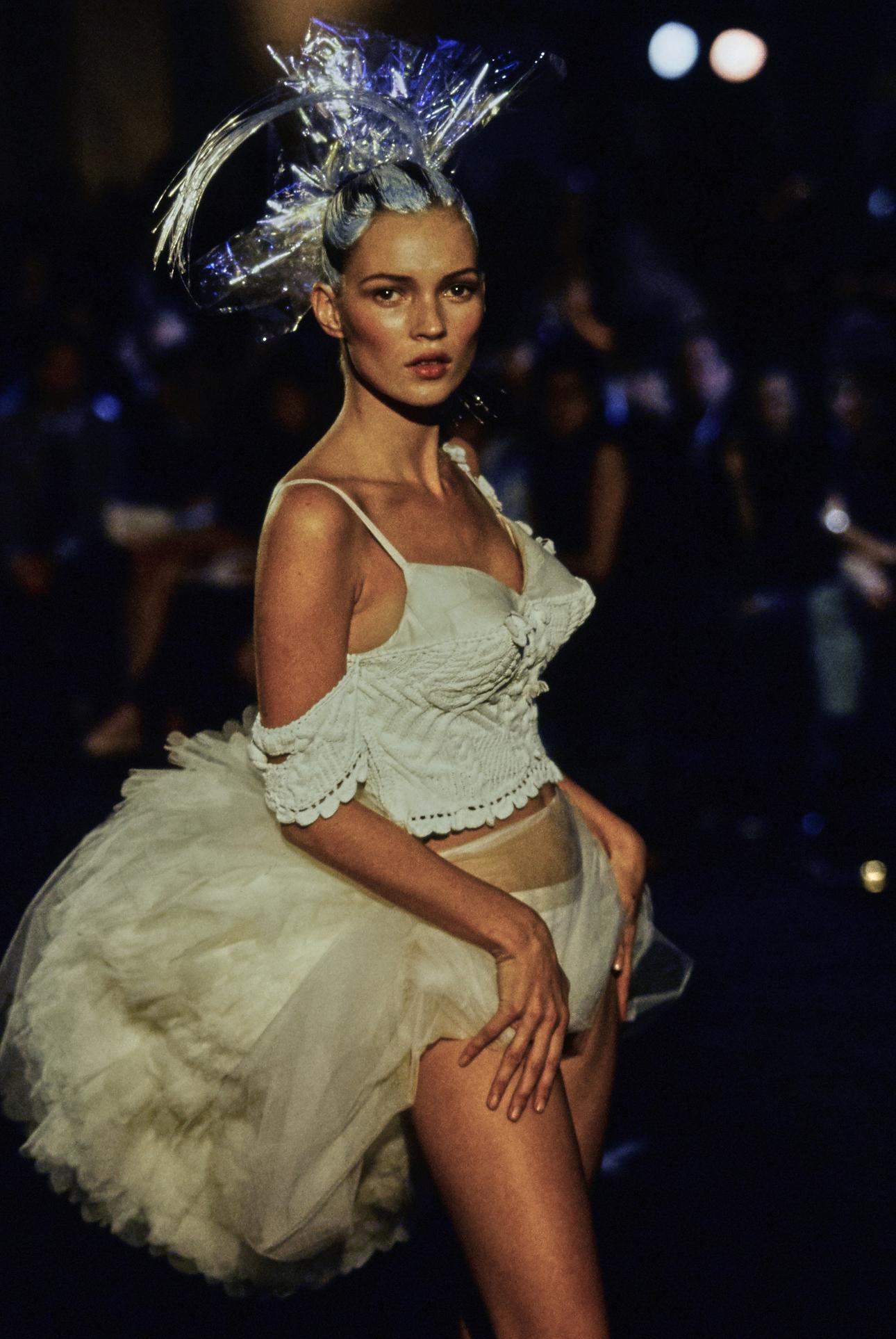 Galliano Ανοιξη 1996/Φωτογραφία: Getty Images