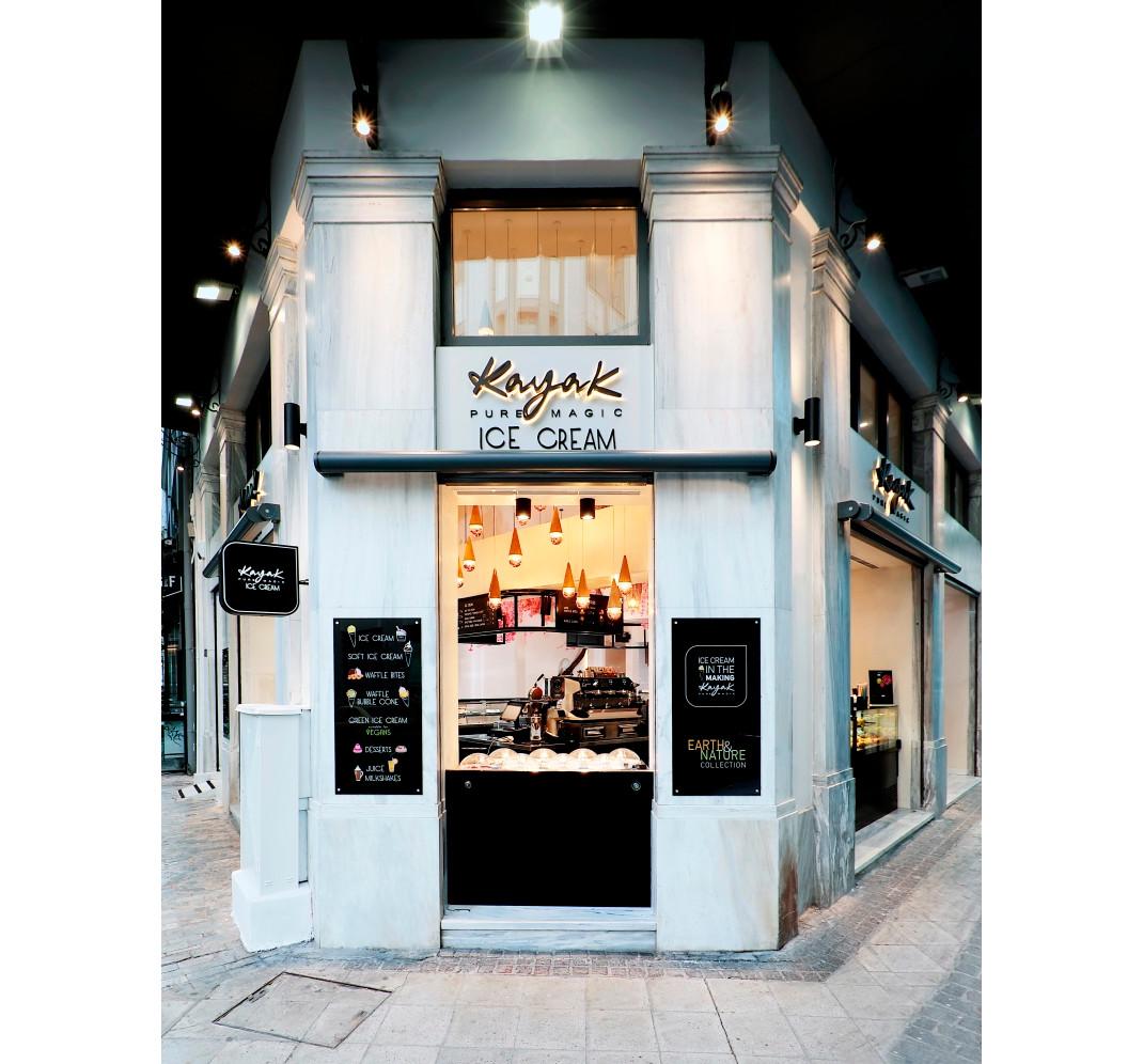  Kayak boutique concept store.