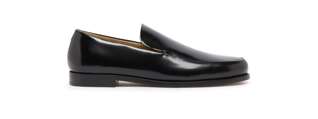 Μίνιμαλ μαύρα δερμάτινα loafers Khaite