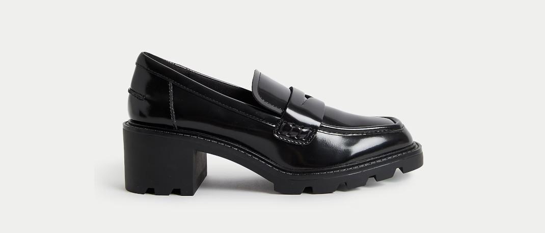 Loafers με τακούνι