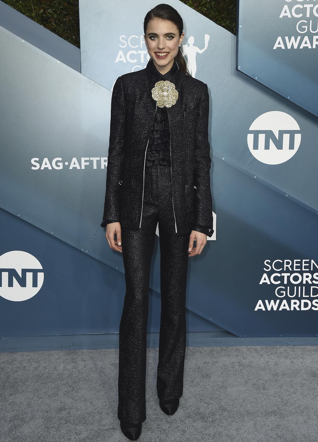 Η Margaret Qualley στο κόκκινο χαλί των SAG Awards