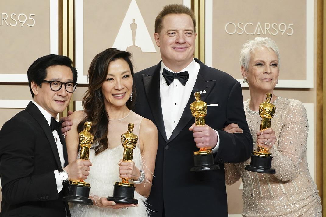 Ke Huy Quan, Michelle Yeoh, Brendan Fraser και Jamie Lee Curtis