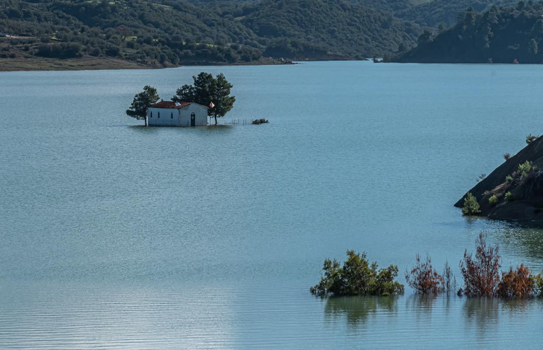  ξωκκλήσι των Αγίων Θεοδώρων