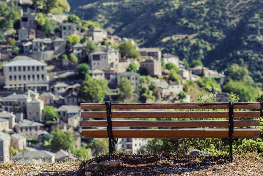  Το Συρράκο από μακριά/ Φωτογραφία: Shutterstock 