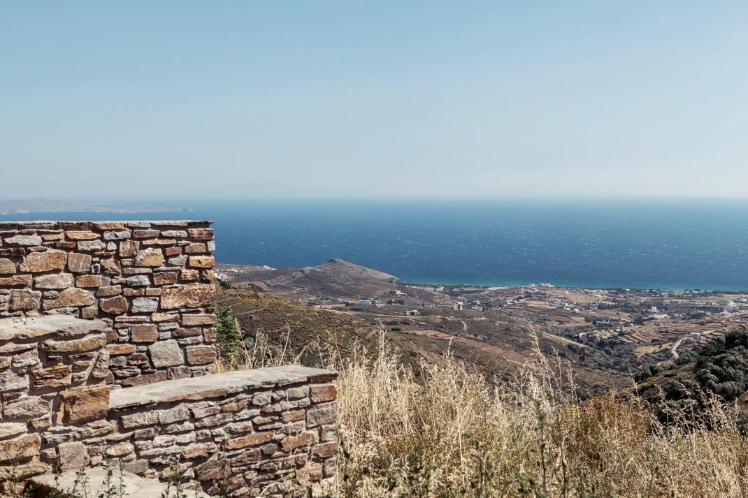 Το θερινό σπίτι στην Τήνο