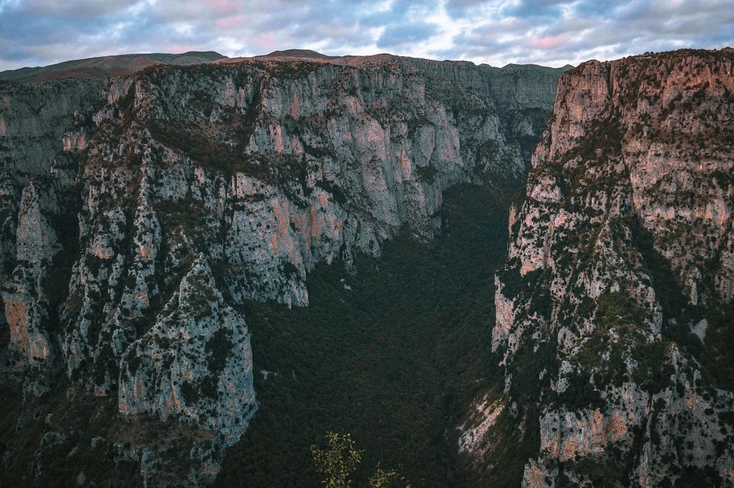 Η χαράδρα του Βίκου/ Φωτογραφία: Unsplash/ Christos Vasileiou