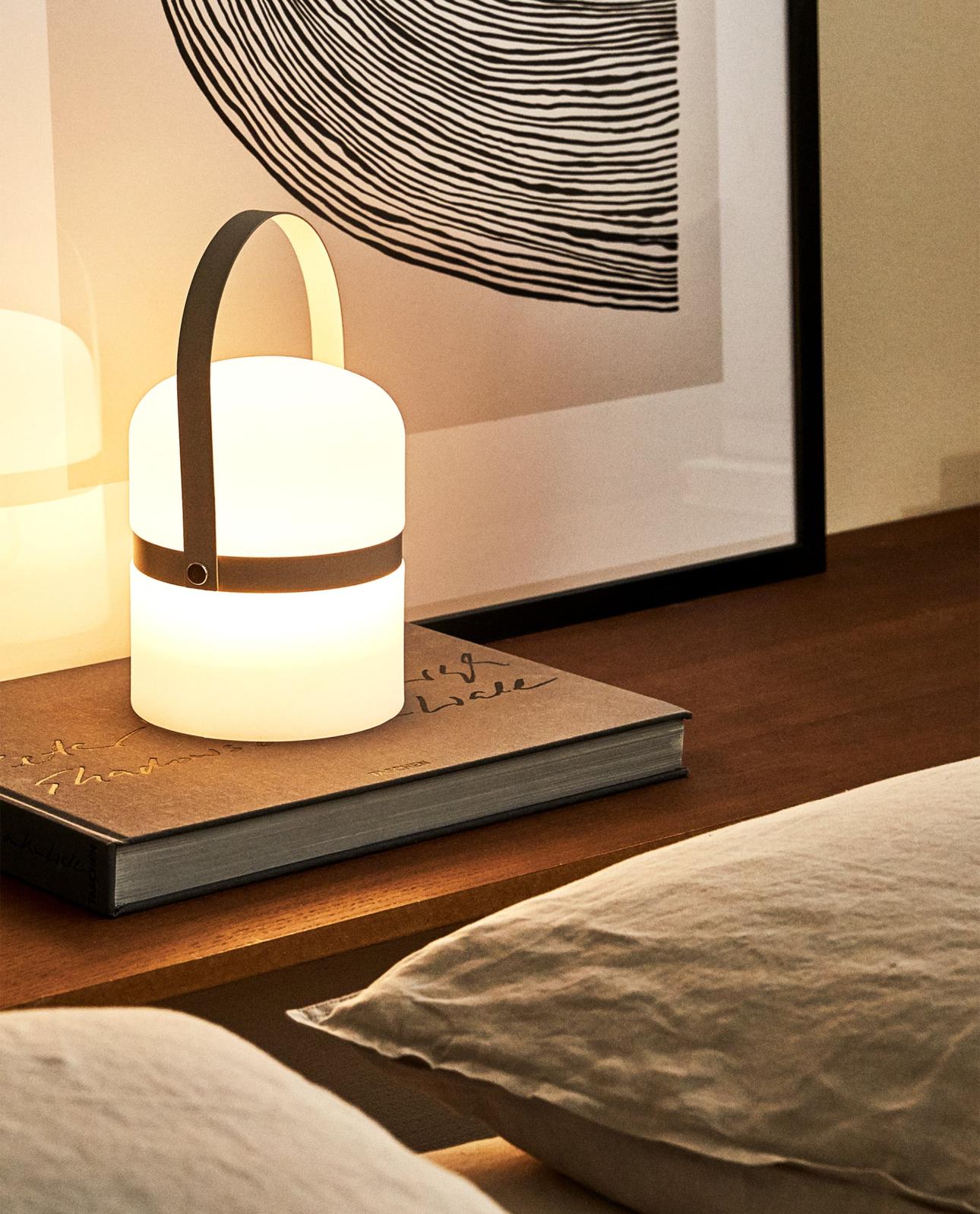 wireless φωτιστικό από τα ZARA home