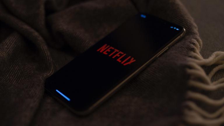 Κινητό με Netflix