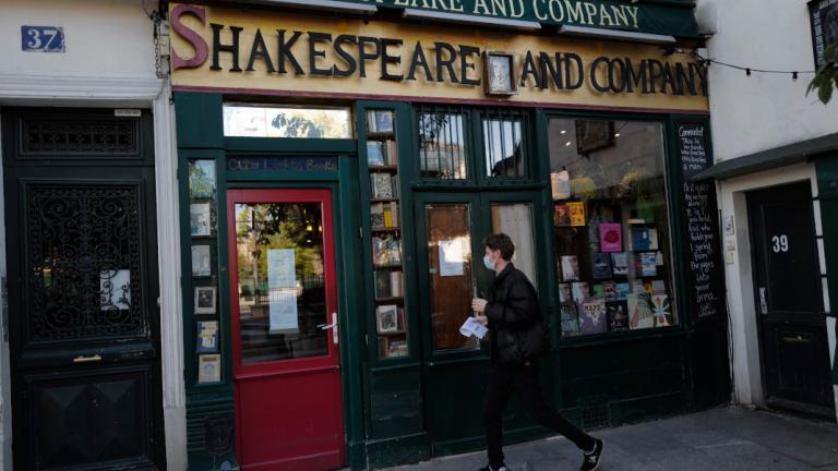 Shakespeare and Company βιβλιοπωλείο