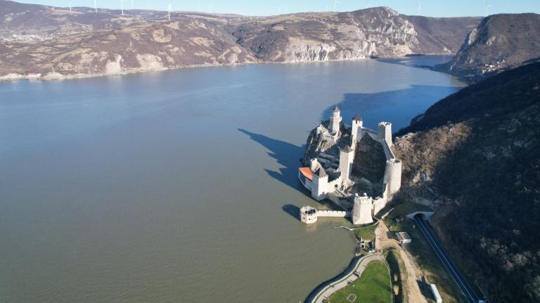 Golubac Fortress, ένα εκπληκτικό κάστρο στις όχθες του Δούναβη που ελάχιστοι γνωρίζουν