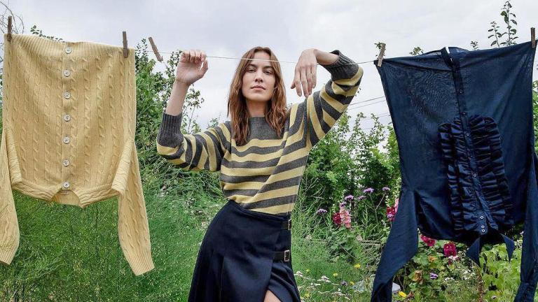 The edit by Alexa: Η Alexa Chung επιστρέφει με νέα συνεργασία με τη Barbour για το 2024