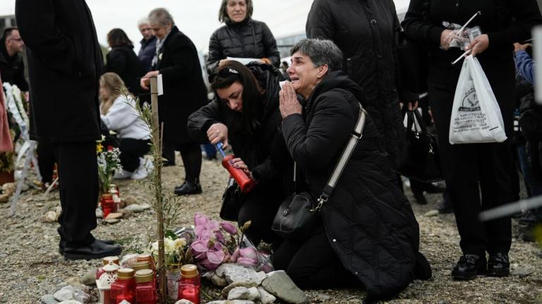 Το συγκινητικό βίντεο για να τιμήσουν τις μητέρες των θυμάτων στα Τέμπη 