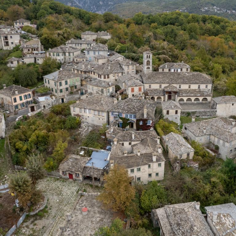 Γραφικός προορισμός στα Ζαγοροχώρια για τα Χριστούγεννα